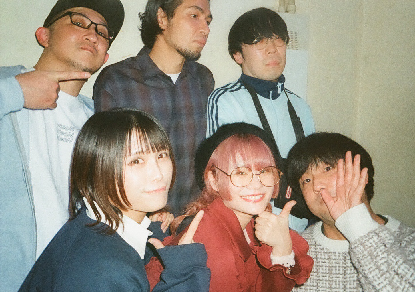 NeoN Members Photo 3